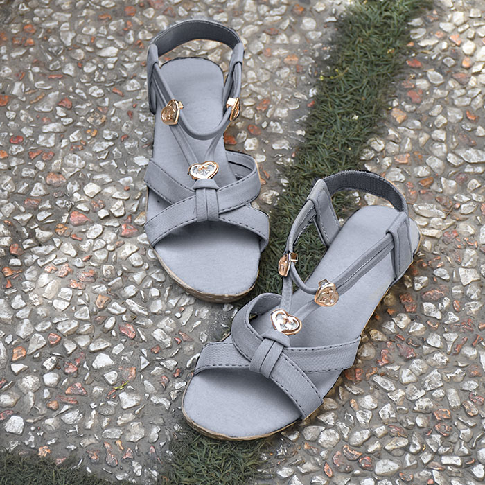 صندل زنانه طوسی مدل GHALB