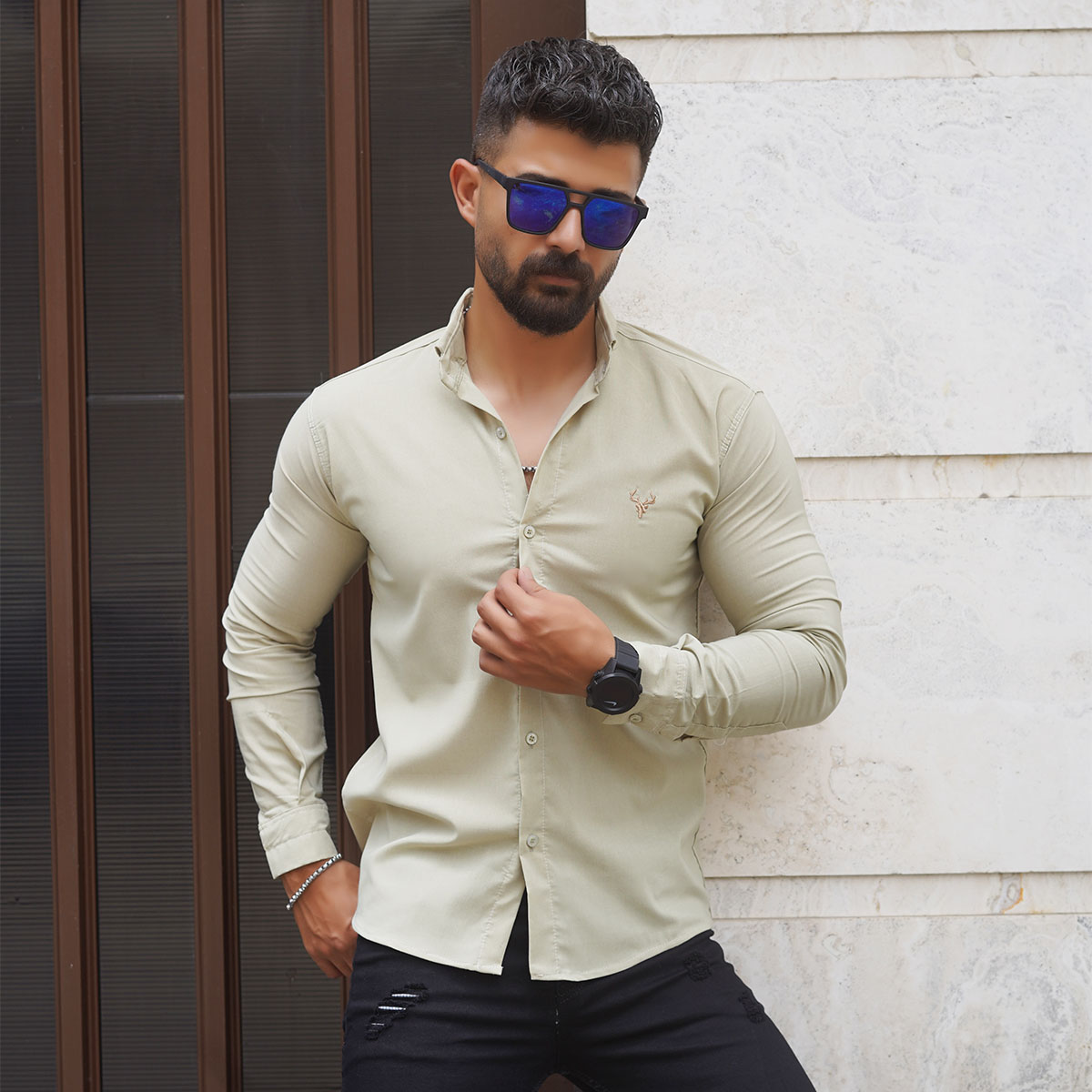 پیراهن مردانه سبز کم رنگ مدل VQ