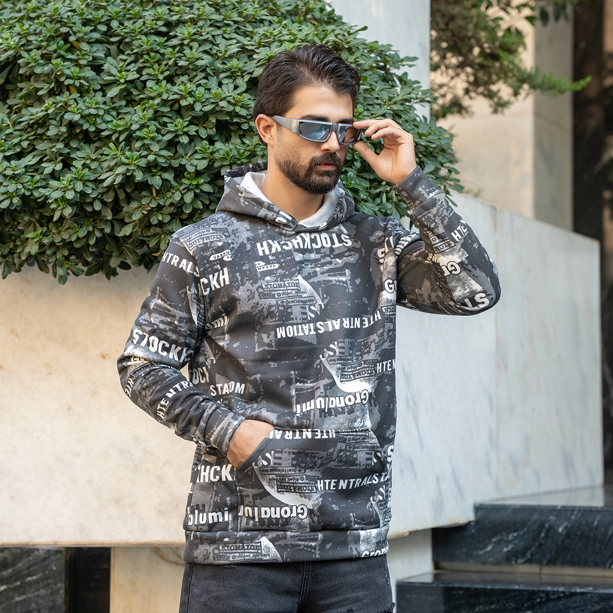 هودی طرحدار مردانه مشکی مدل stock